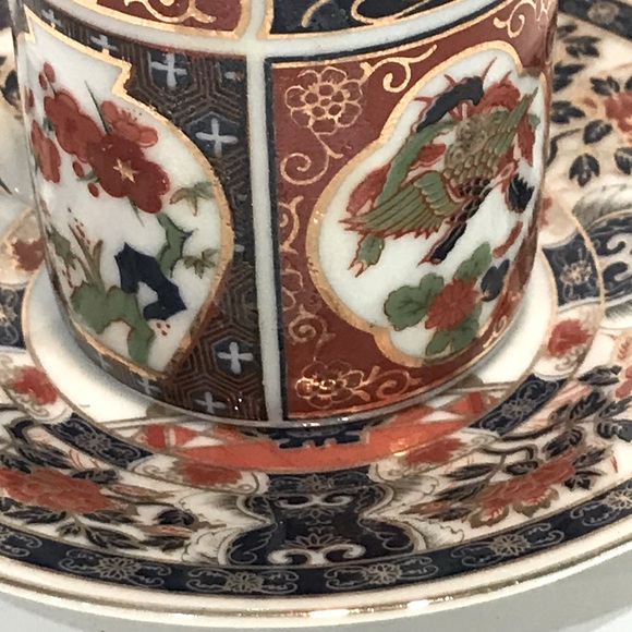 ESTATE VTG TRADITIONAL ASIAN MINIATURE TEA CUP SAUCER RICH COLOR GOLD ACCENT EUC